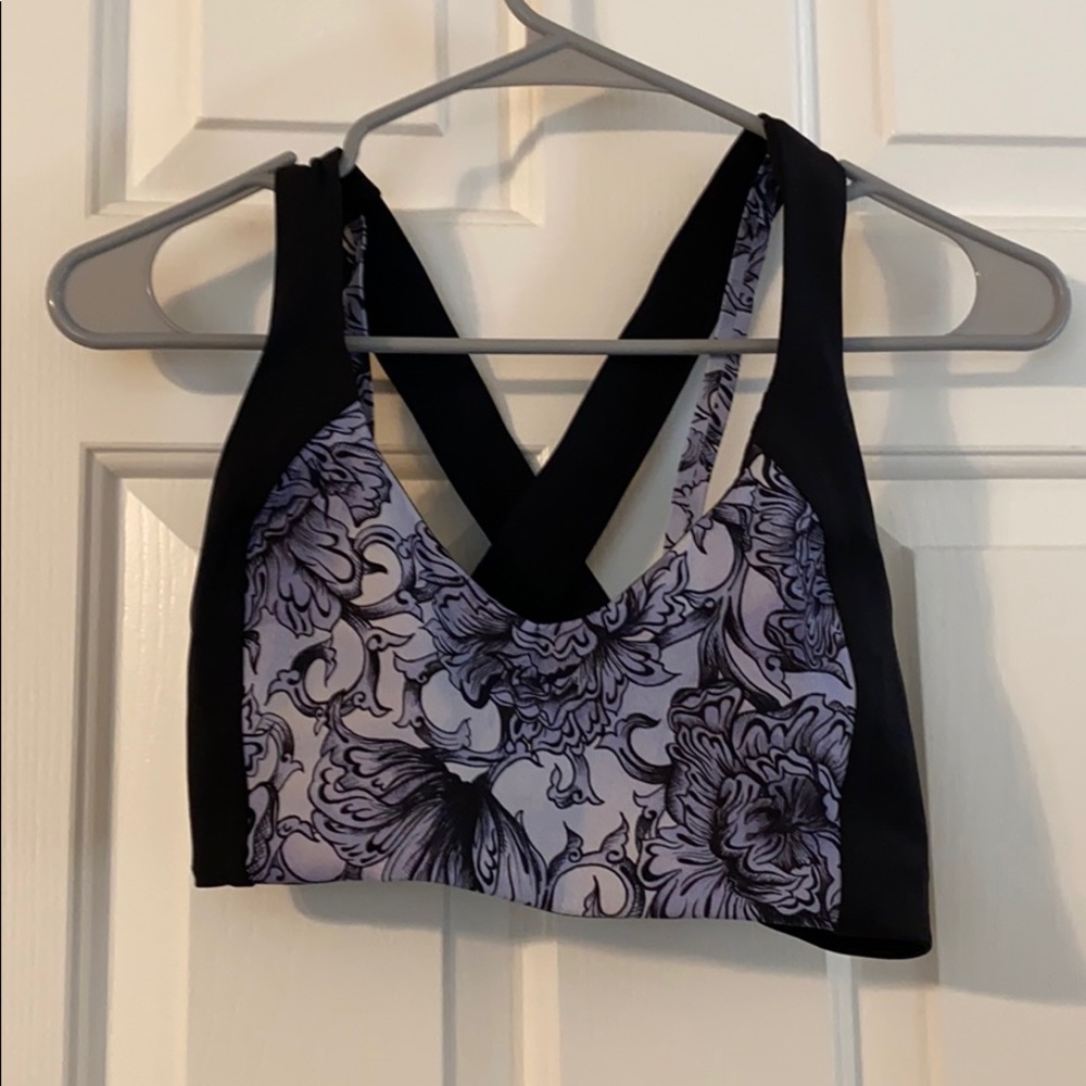 Lululemon cross back sports bra